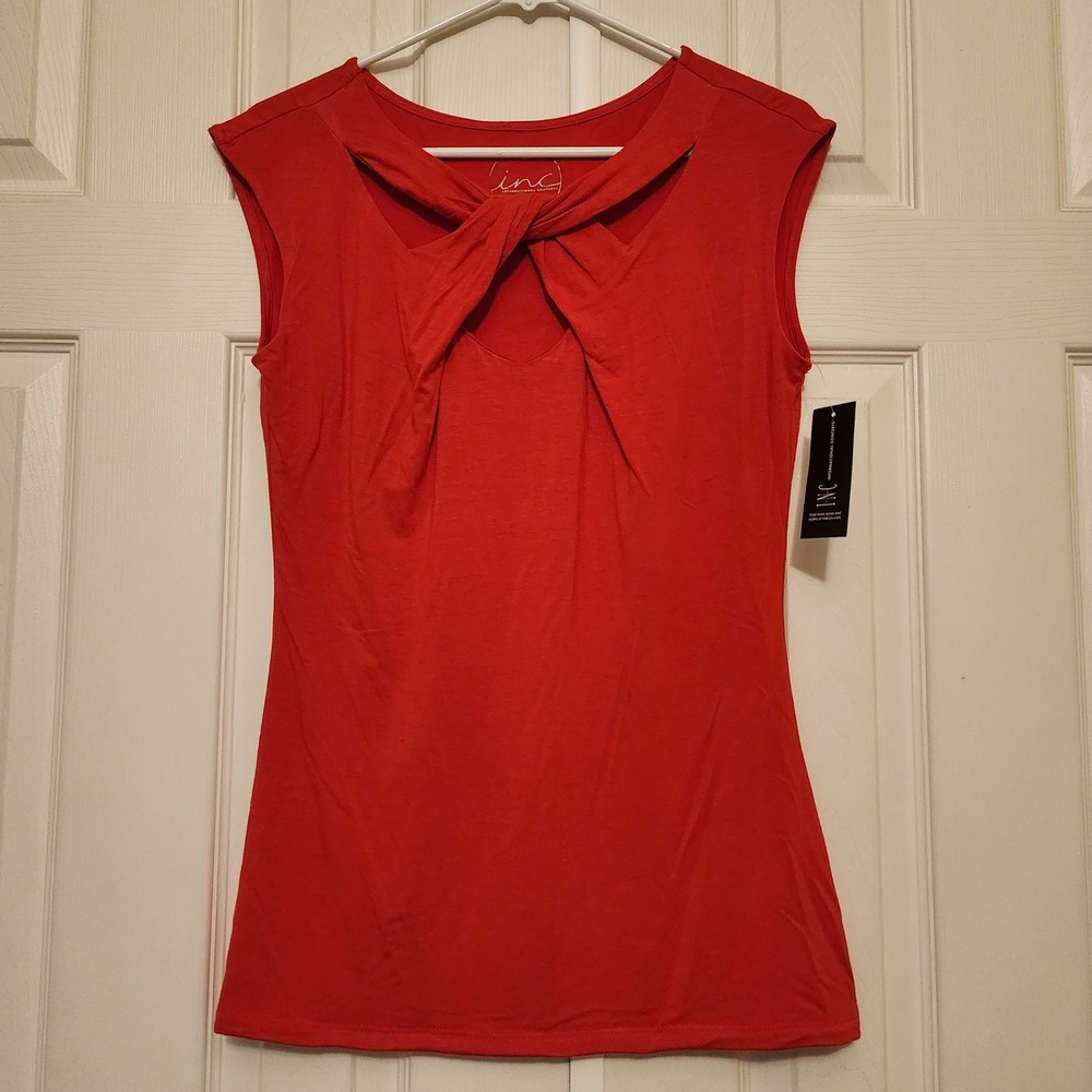 INC International Concepts Loving Red Twist Neck Keyhole Sleeveless Top Sz L NWT